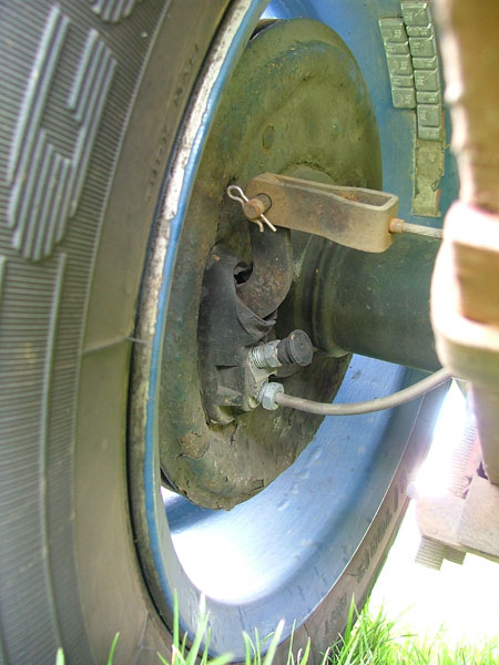 MkI Escort rear drum brakes.jpg