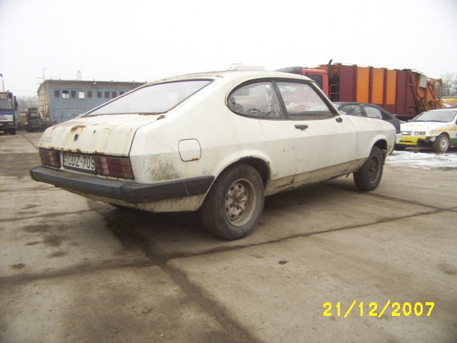 Felujitas 002.jpg (96.5 KiB) Viewed 6201 times Ez volt a kezdet mikor hozzám került