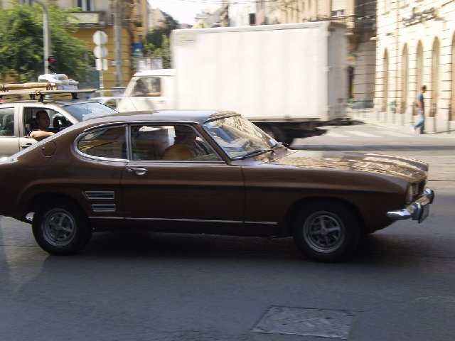 mini-P8270780.JPG