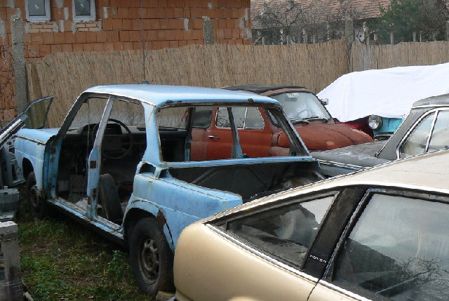 bmw 2000 13.jpg